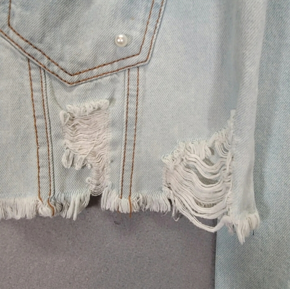 Womens Light Wash Peplum Destructed Hem Detail Jacket Stylish Windbreak size XL - Picture 7 of 16